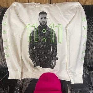 Maluma Sweatshirt and Beanie